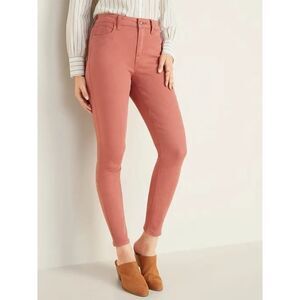 Old Navy Rockstar super skinny high-rise secret slim pockets Size 12